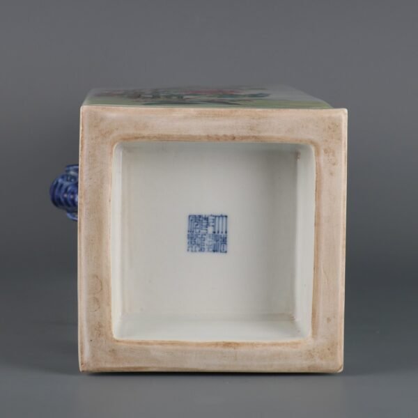 Qing Dynasty Qianlong period blue and white with pink four seasons pattern animal ears square vase - Image 8