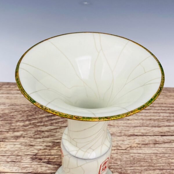 porcelain with gold-plated mouth and carved poems in thin gold script - Image 6