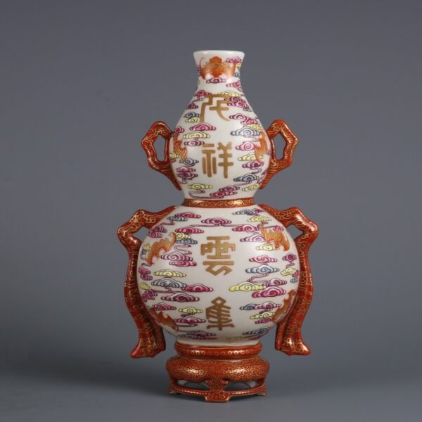 Qing Dynasty Qianlong period pink enamel hanging vase with thousands of auspicious clouds pattern