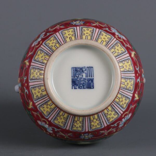 human figures, made in the Qianlong period of the Qing Dynasty - Image 8