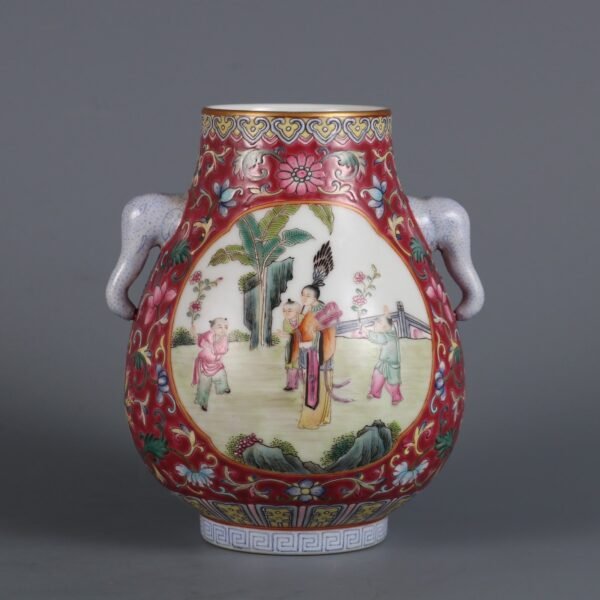human figures, made in the Qianlong period of the Qing Dynasty