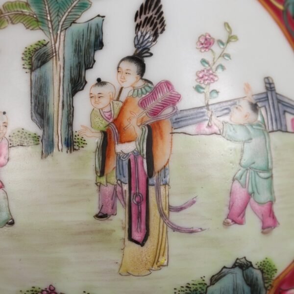 human figures, made in the Qianlong period of the Qing Dynasty - Image 7