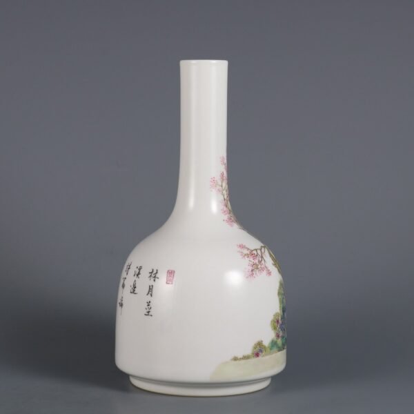 Qing Dynasty Yongzheng Period Famille Rose Figure Poems Rattle Bell Vase - Image 4