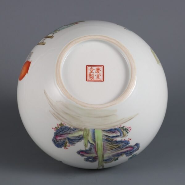 Qing Dynasty Qianlong Period Famille rose three mothers teach their children pomegranate jar - Image 8