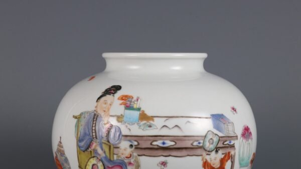 Qing Dynasty Qianlong Period Famille rose three mothers teach their children pomegranate jar - Image 4