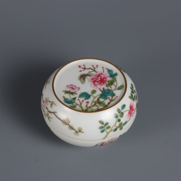 Qing Dynasty Yongzheng Period Pink Butterfly Love Flower Rouge Box - Image 3