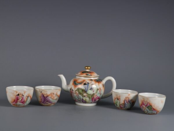 Qing Yongzheng Emperor's Porcelain Eighteen Arhats, one pot and four cups - Image 4