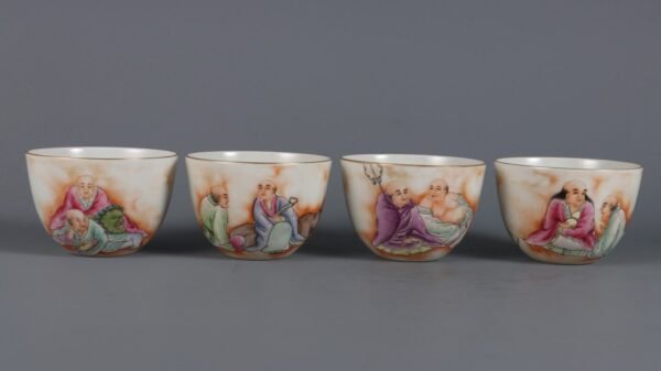 Qing Yongzheng Emperor's Porcelain Eighteen Arhats, one pot and four cups - Image 7