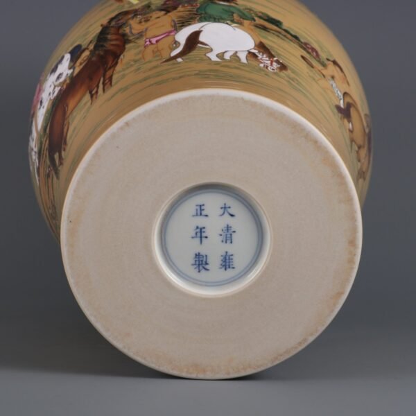 pastel-colored horse-washing pattern, made in the Yongzheng period of the Qing Dynasty - Image 3