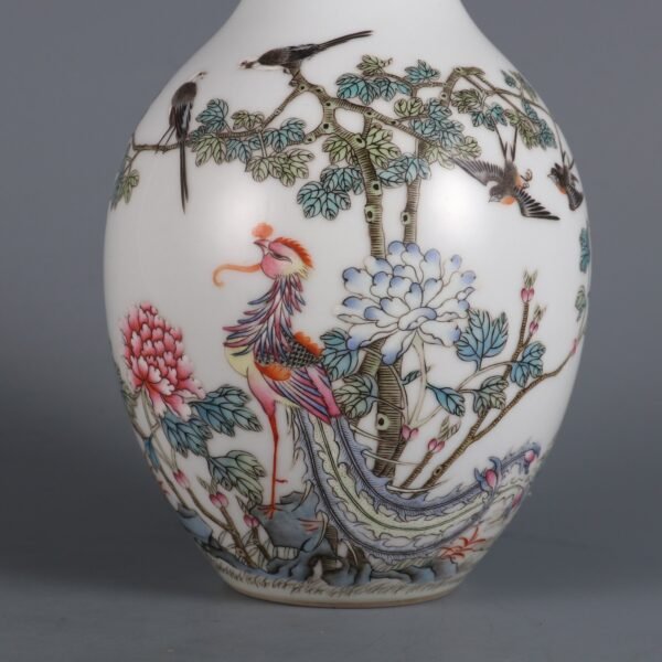 Dimensions of a pastel-colored vase with a five-card image made in the Republic of China - Image 4