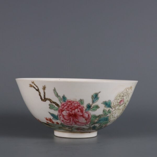 Yongzheng Period Famille Rose Chicken Bowl - Image 5
