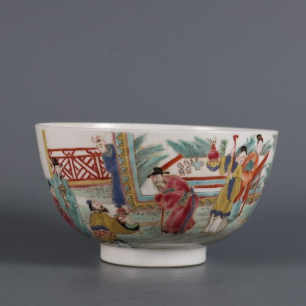 Qing Dynasty Yongzheng Period Famille Rose Figure Story Bowl