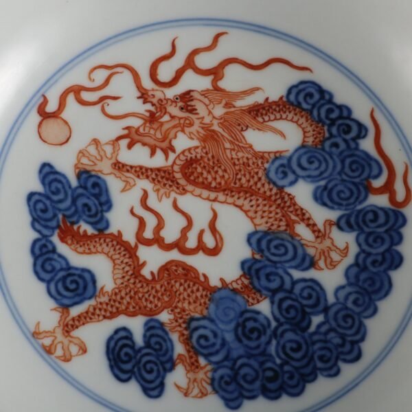 porcelain and red dragon patterns made in the Kangxi period of the Qing Dynasty - Image 8