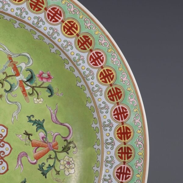 Eight Immortals holding a birthday present, made in the Qianlong period of the Qing Dynasty - Image 5