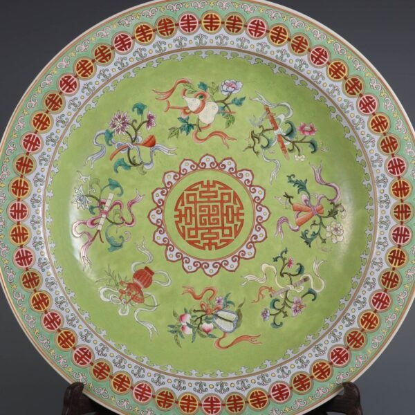 Eight Immortals holding a birthday present, made in the Qianlong period of the Qing Dynasty - Image 6