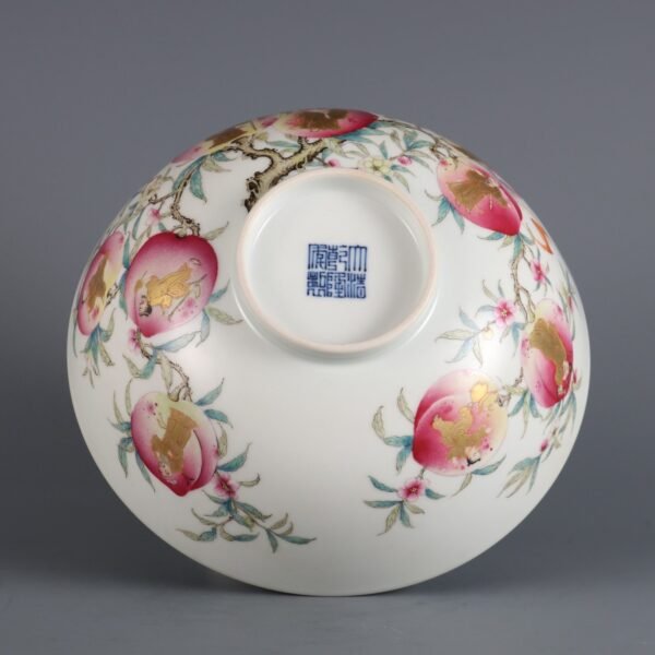 peaches and eight immortals in gold inlaid in Qing Dynasty, made in the Qianlong period - Image 7