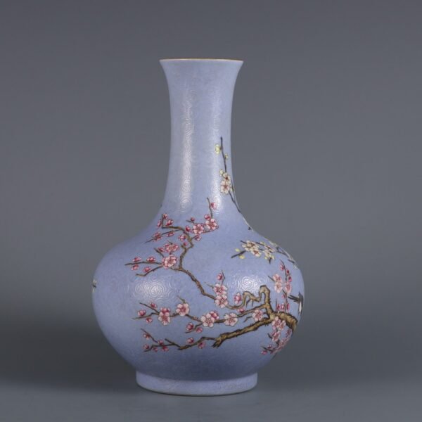Qing Dynasty Qianlong Period Blue Ground Peach-colored Magpie Climbing Plum Blossom Appreciation - Image 2