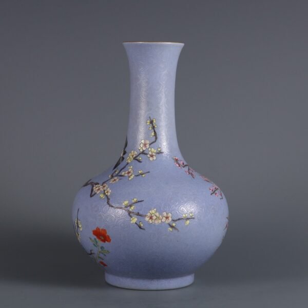 Qing Dynasty Qianlong Period Blue Ground Peach-colored Magpie Climbing Plum Blossom Appreciation - Image 6