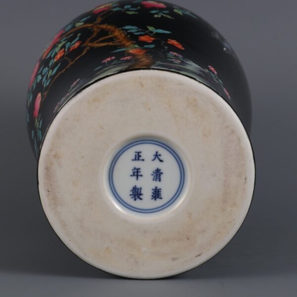 Qing Dynasty Yongzheng Period Black Ground Famille Rose Pomegranate Pattern Poem Plum Vase - Image 8