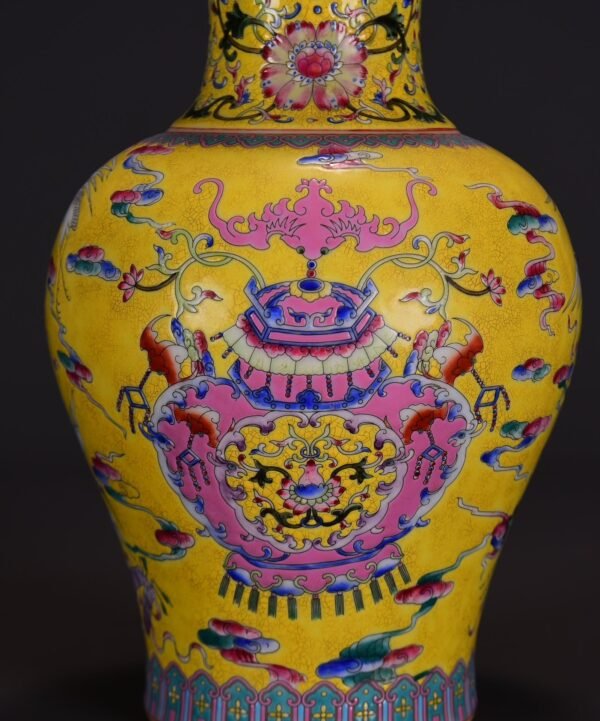 old collection of yellow ground famille rose multi-treasure pattern plate-mouth vase - Image 3