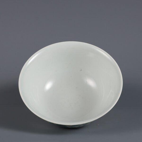 Qing Daoguang Year Green Dragon and Phoenix Bowl - Image 6