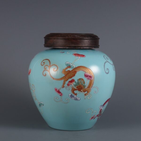 Qing Yongzheng Period Turquoise Green Ground Famille Rose Red Dragon Pattern Jar - Image 6