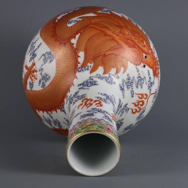 Qing Kangxi Period Famille Rose Gold-painted Cloud Dragon Pattern Celestial Globe Vase - Image 8