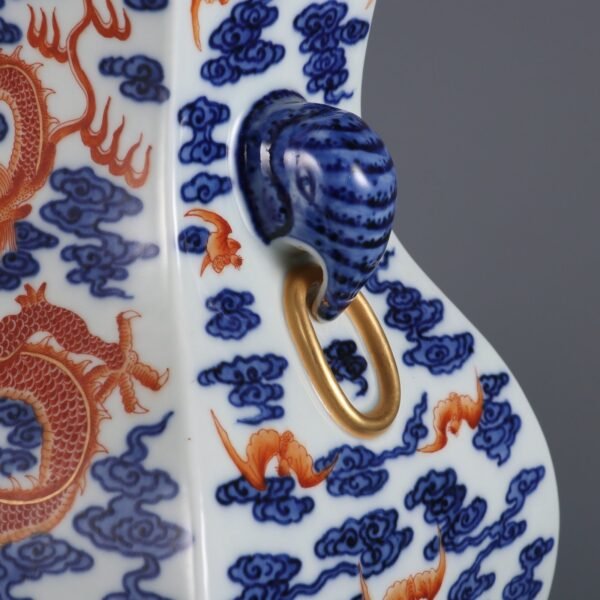 Qing Dynasty Qianlong period blue white with alum red cloud dragon pattern elephant ear square vase - Image 3