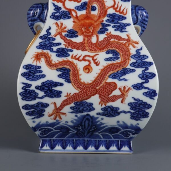 Qing Dynasty Qianlong period blue white with alum red cloud dragon pattern elephant ear square vase - Image 6