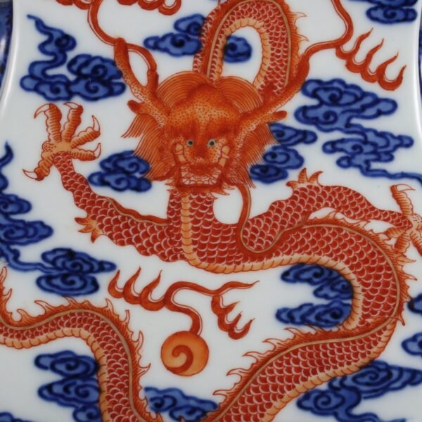 Qing Dynasty Qianlong period blue white with alum red cloud dragon pattern elephant ear square vase - Image 8