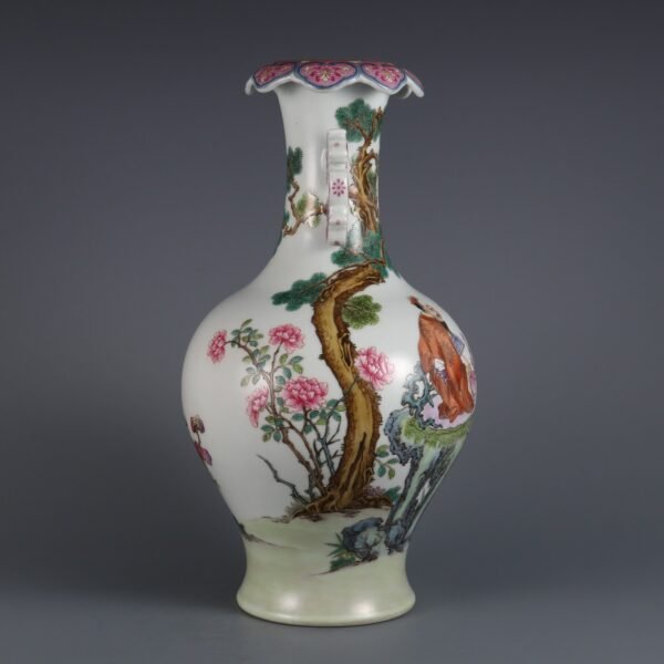 Qing Dynasty Qianlong period pink enamel Fu Lu Shou double-ear cloud mouth vase - Image 4