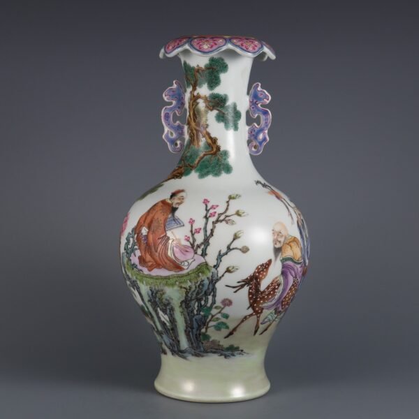 Qing Dynasty Qianlong period pink enamel Fu Lu Shou double-ear cloud mouth vase - Image 5