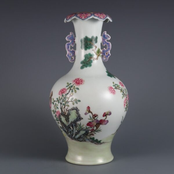 Qing Dynasty Qianlong period pink enamel Fu Lu Shou double-ear cloud mouth vase - Image 6