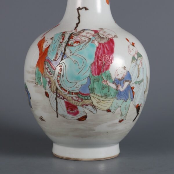 Qing Dynasty Yongzheng Period Famille Rose Figure Story Gallbladder Vase - Image 4