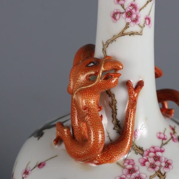 Qing Dynasty Qianlong period Famille rose flower and bird pattern plate gentian vase - Image 5