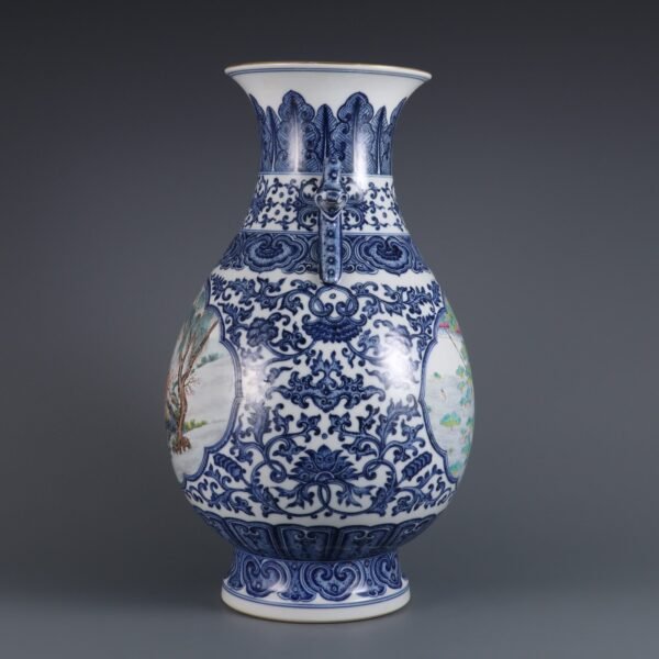 Qing Dynasty Qianlong period blue and white with pink enamel open window figure story two-ear vase - Image 6