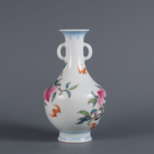 peach-patterned double-eared vases made in the Yongzheng period of the Qing Dynasty - Image 6