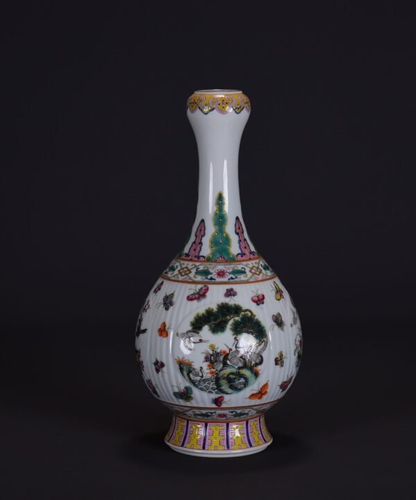 an old collection of Qing Qianlong famille rose four seasons flower and bird garlic vase - Image 4