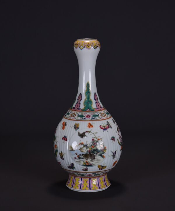 an old collection of Qing Qianlong famille rose four seasons flower and bird garlic vase