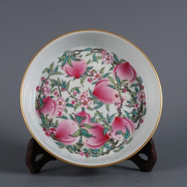 Qing Yongzheng Period Blue Glaze Pastel Eight Peach Pattern Flat Foot Plate