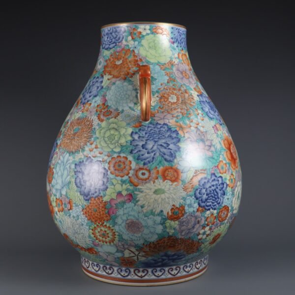 Doucai Wanhua Pattern Ruyi Ear Fu Tongzun, made in the Qianlong Period of the Qing Dynasty - Image 7