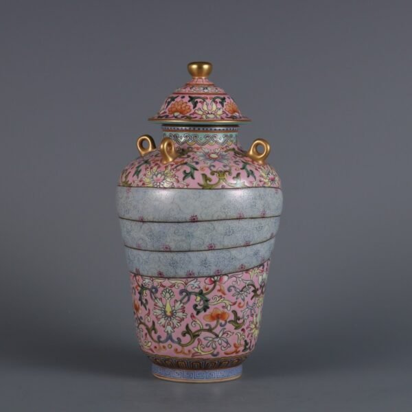 Pattern Ribbon Four-Handled Lid Jar, Made in the Qianlong Period of the Qing Dynasty - Image 2
