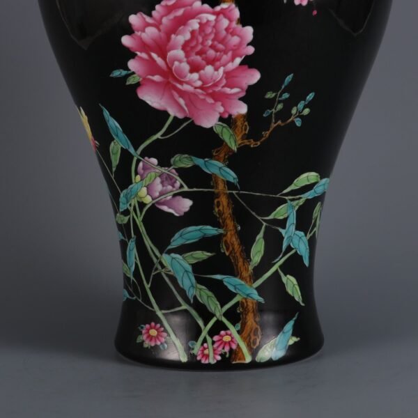Qing Dynasty Yongzheng Period Black Ground Famille Rose Peony Pattern Poem Plum Vase - Image 6
