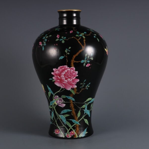 Qing Dynasty Yongzheng Period Black Ground Famille Rose Peony Pattern Poem Plum Vase