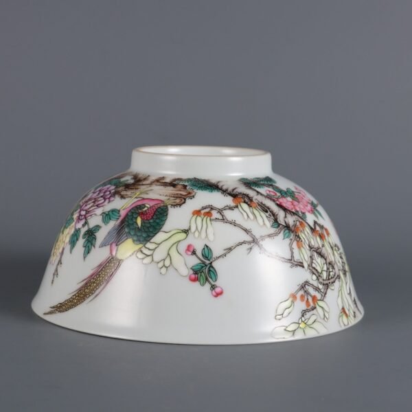 Qing Dynasty Qianlong period enameled pheasant and peony pattern bowl - Image 9