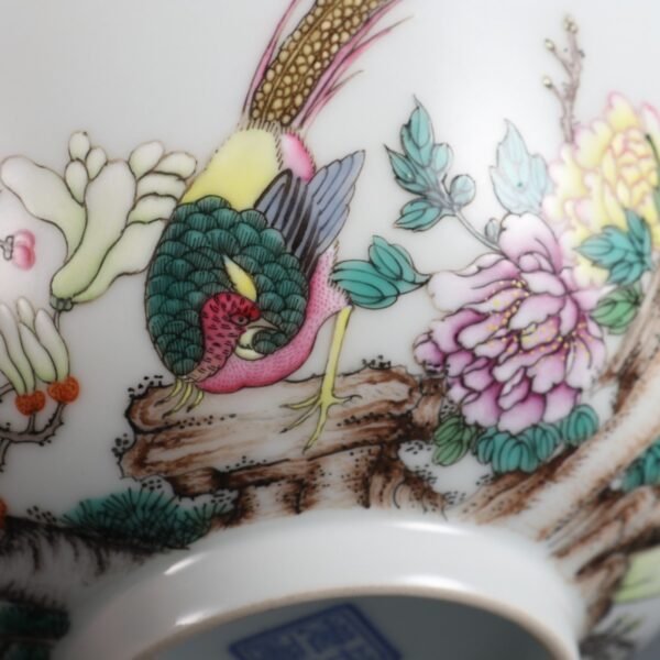 Qing Dynasty Qianlong period enameled pheasant and peony pattern bowl - Image 5