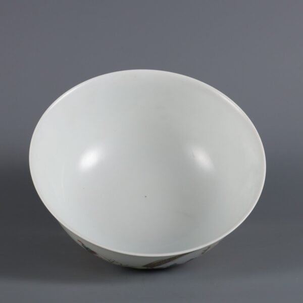 Qing Dynasty Qianlong period enameled pheasant and peony pattern bowl - Image 8