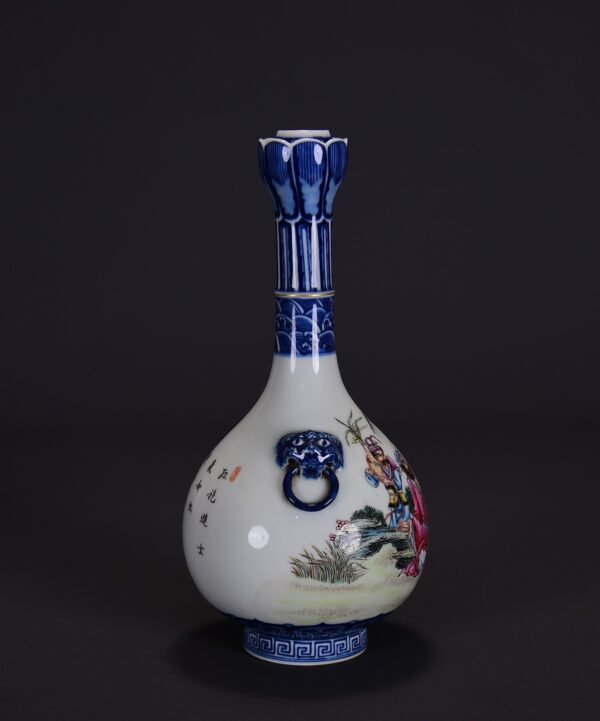 An old collection of Qing Dynasty Qianlong famille rose Zhong Kui blessing picture garlic vase - Image 4
