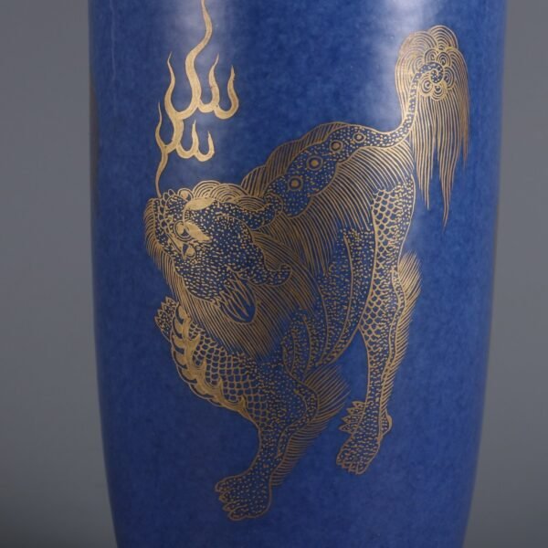 Qing Kangxi Period Snowflake Blue Glaze Gilded Kylin Pattern Stick Bottle - Image 3