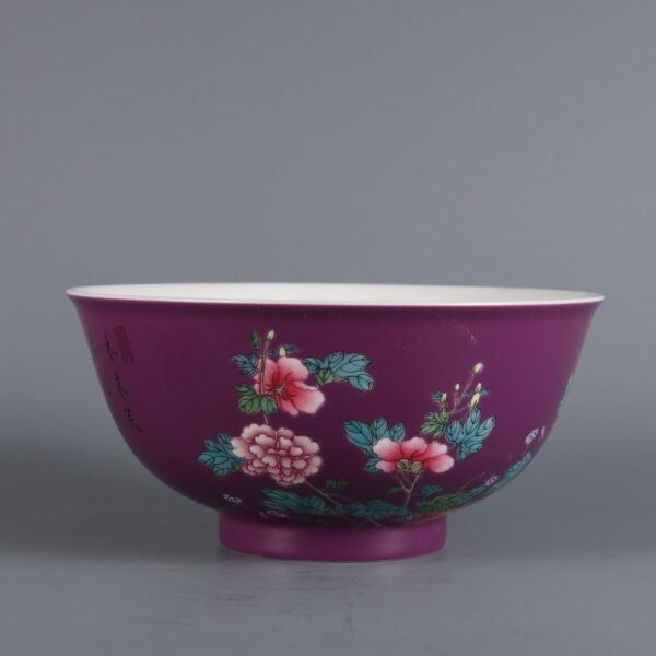 purple ground and pastel floral pattern made in the Yongzheng period of the Qing Dynasty